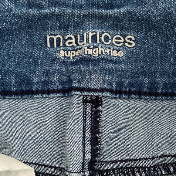 Maurice’s Super High Distressed Button Fly Jeans Size Small - Picture 3 of 4